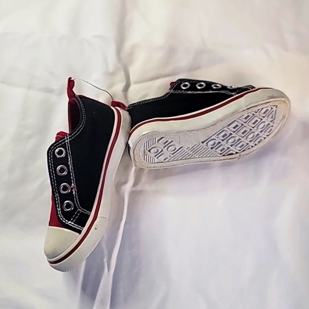 Gymboree slip on